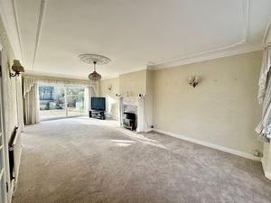 Photo 19- click for photo gallery